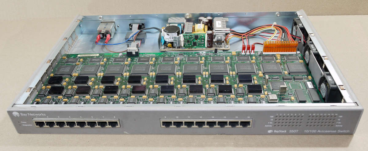Nortel Networks Baystack 350T 16-Port 10/100 Auto Sense Module Switch