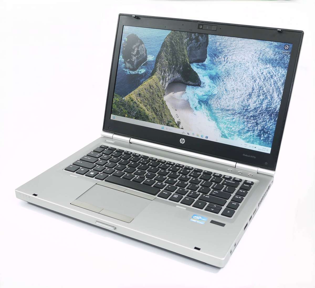 HP EliteBook 8470p Laptop -  i7 3520M @ 2.90GHz, 8GB RAM 500GB HDD, AMD Radeon HD 7500M/7600M Series