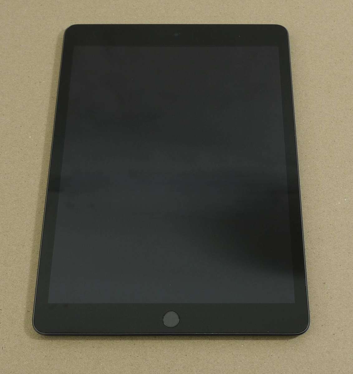 APPLE IPAD 10.2 inches 2021 (SILVER, 9TH GEN Model:A2602)