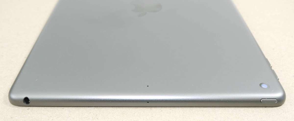 APPLE IPAD 10.2 inches 2021 (SILVER, 9TH GEN Model:A2602)
