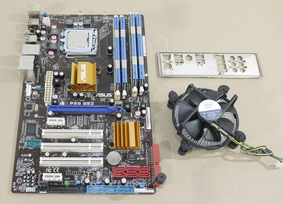 Core 2 Quad Q8400 @ 2.66GHz, ASUS P5Q SE2  Motherboard, 4GB RAM DDR2 [REQUIRES A GRAPHICS CARD]