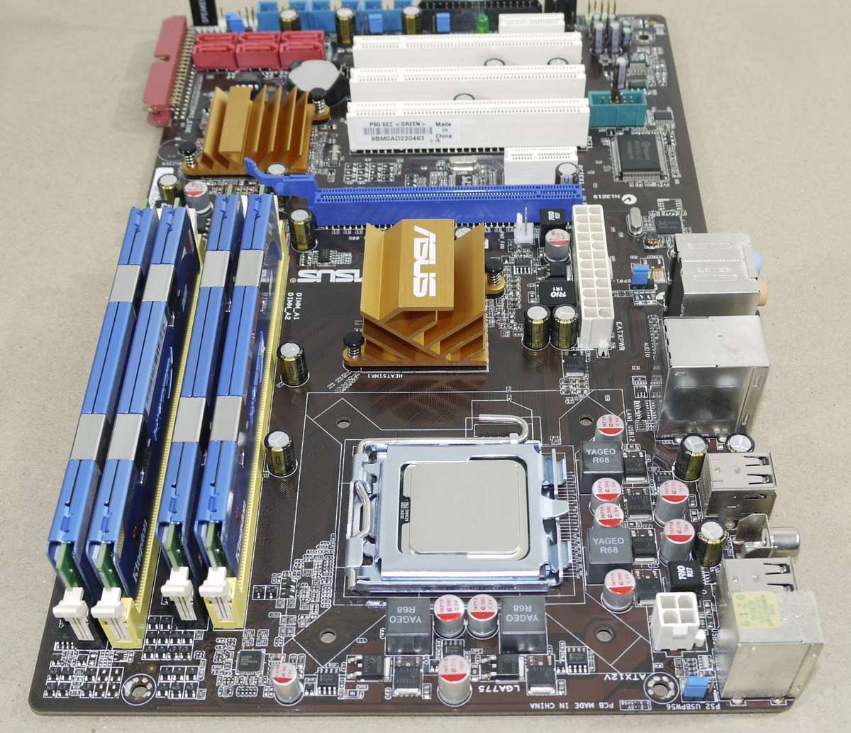 Core 2 Quad Q8400 @ 2.66GHz, ASUS P5Q SE2  Motherboard, 4GB RAM DDR2 [REQUIRES A GRAPHICS CARD]