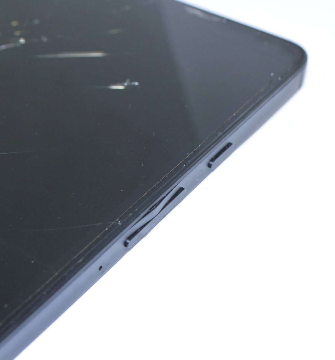 Samsung Galaxy Tab A9 - 64GB Storage, 4GB RAM, SM-X115 [CRACKED SCREEN]