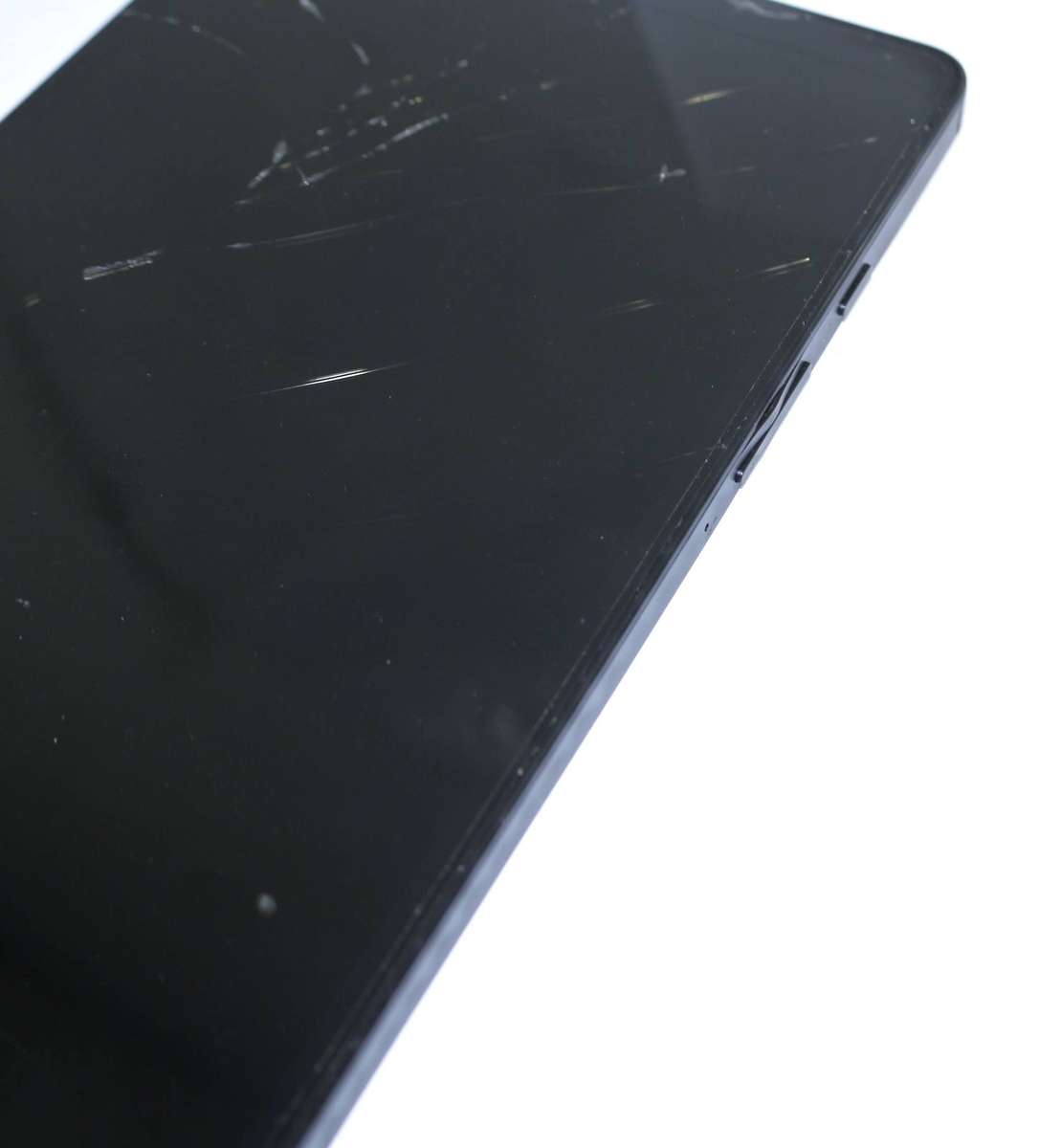 Samsung Galaxy Tab A9 - 64GB Storage, 4GB RAM, SM-X115 [CRACKED SCREEN]