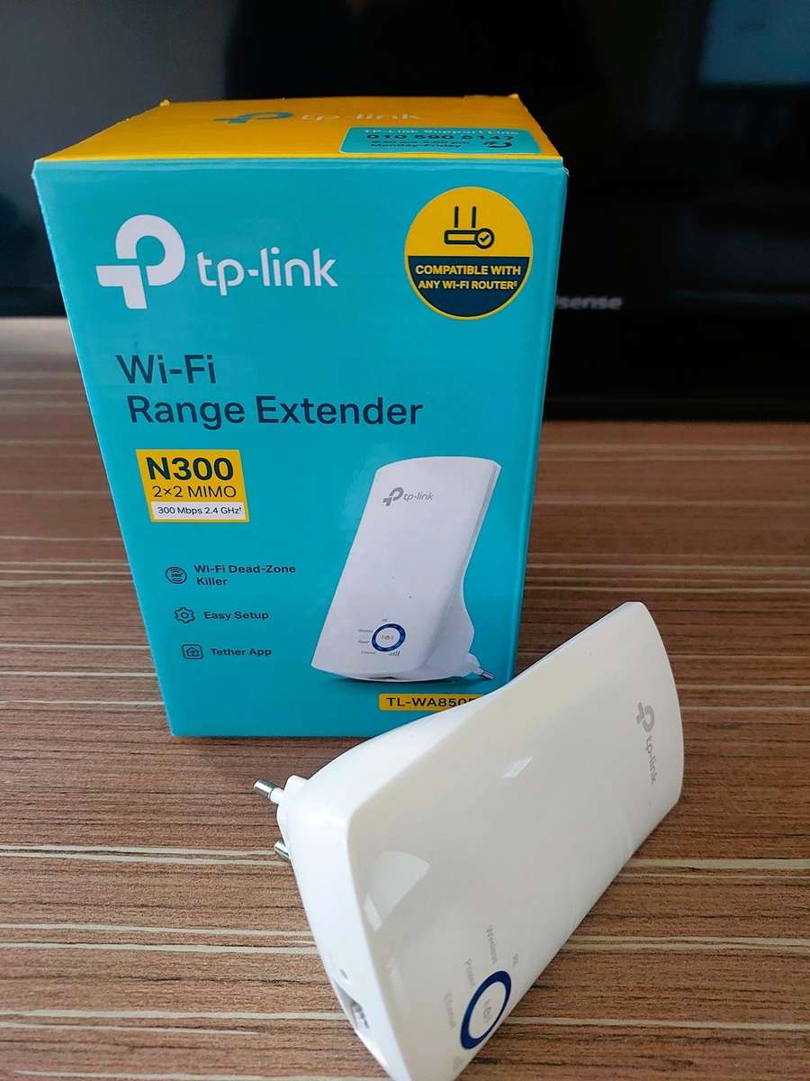 TP-LINK TL-WA850RE 300Mbps Wi-Fi Range Extender