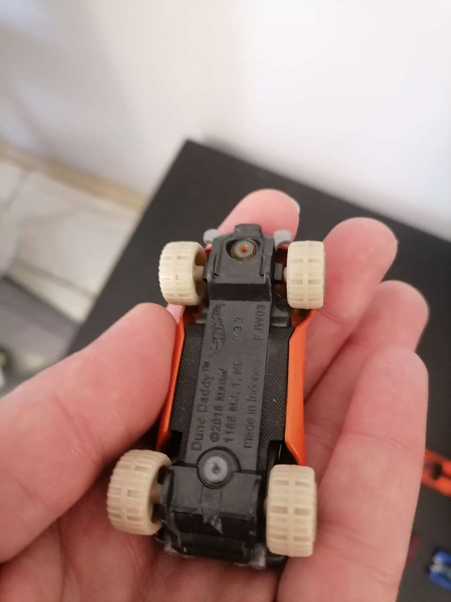 7 X VINTAGE DIE CAST HOT WHEELS CARS - BUNDLE