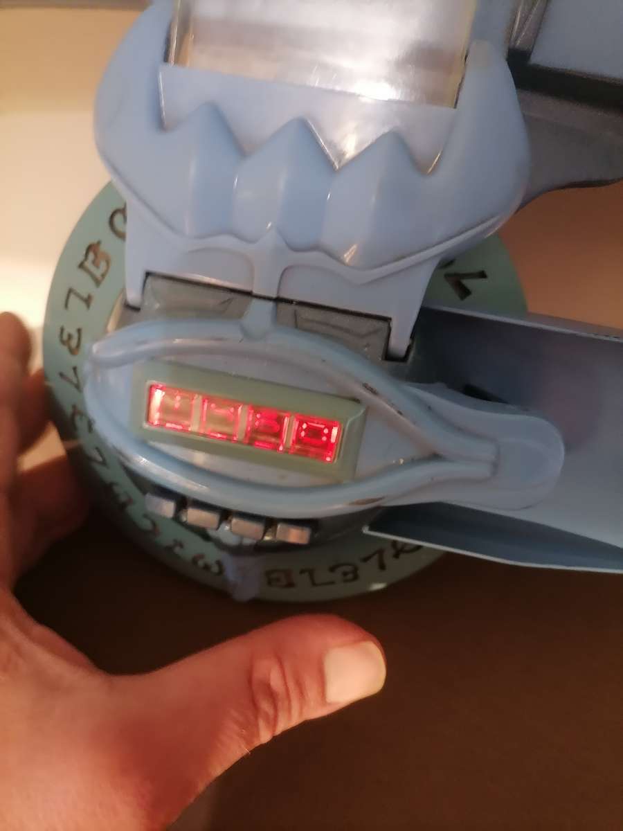 Yu-Gi-Oh! chaos duel disk good condition original Kazuki Takahashi 1996 - 100% WORKING