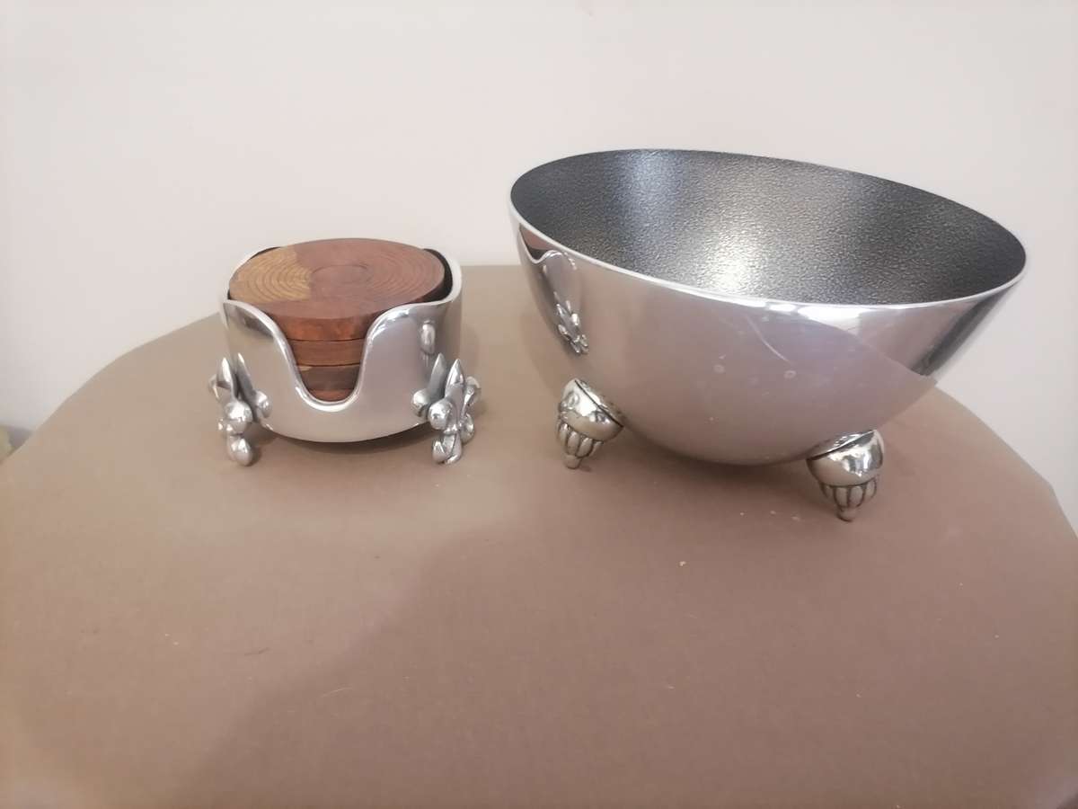 Like Carol Boyce Salad Bowl 20 CM W X 11 CM H - Coaster Holder 11 CM W X 7,5 CM H Metal