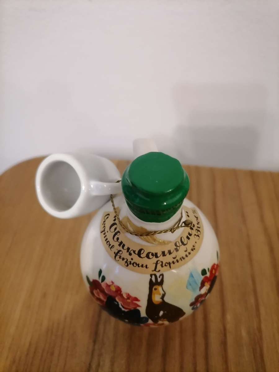 1920'S - Antique Anton Riemerschmid liquor 38 vol%, hand painted with tot glass sealed - AMAZING