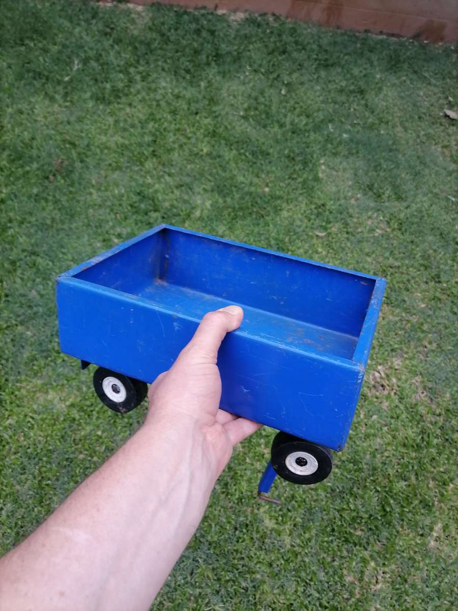 AFRICAN TOYS FOR KEEPS TRACTOR 2018 & TRAILOR AMAZING STEEL