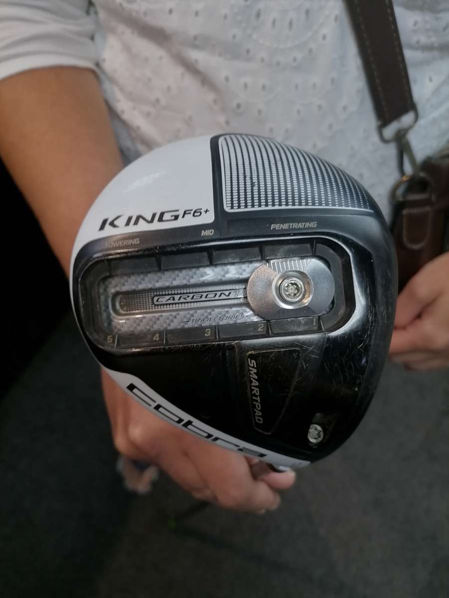 Cobra King F6 + Driver White - Right Hand - AMAZING CONDITION 100% COMPLETE