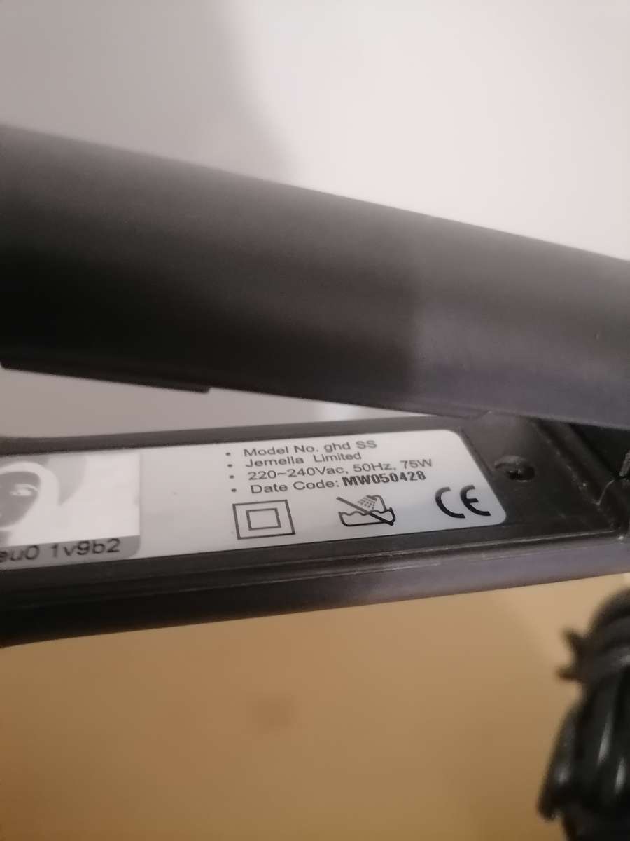 GHD SS - STRATINING IRON - JEMELIA LIMITED 220-240 -V - 100% WORKING