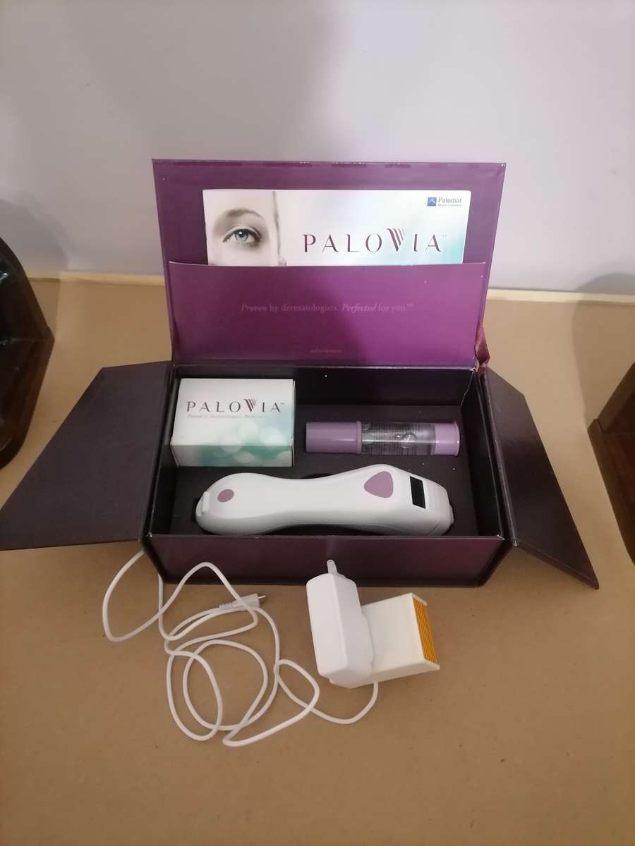 **R9200**  Palo Via at home Laser Treatment SYSTEM + SERUM - 100% COMPLETE WORKING