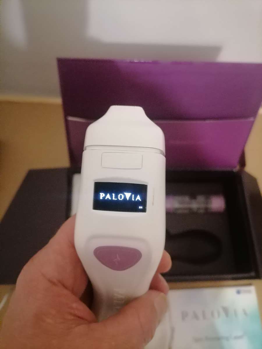 **R9200**  Palo Via at home Laser Treatment SYSTEM + SERUM - 100% COMPLETE WORKING