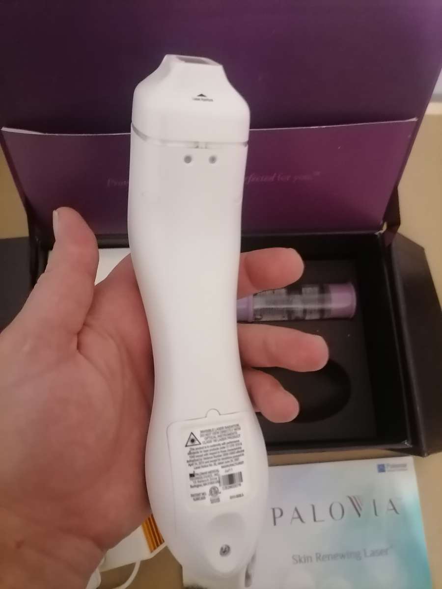 **R9200**  Palo Via at home Laser Treatment SYSTEM + SERUM - 100% COMPLETE WORKING