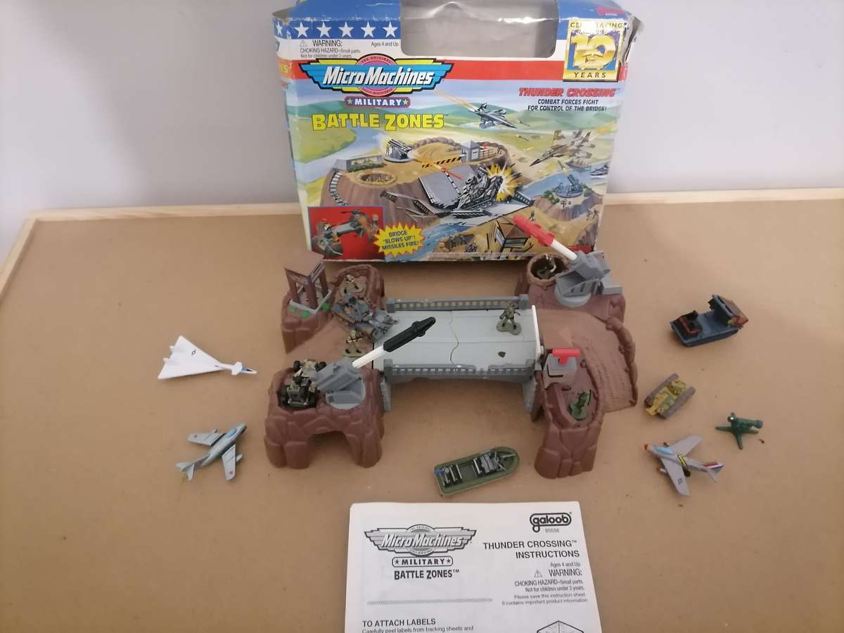 1996 - Vintage Galoob Micro Machines Military BATTLE - THUNDER CROSSING - COMPLETE - 100% ORIGINAL