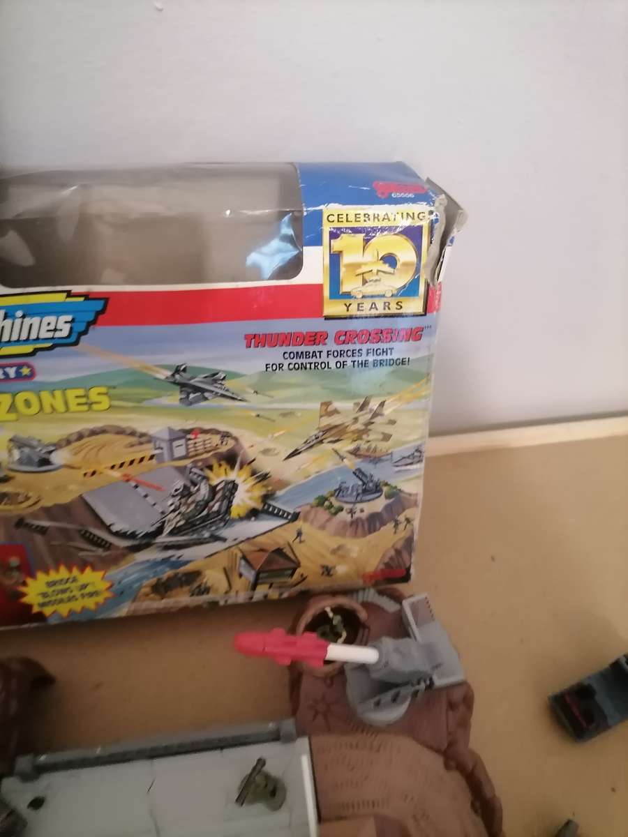 1996 - Vintage Galoob Micro Machines Military BATTLE - THUNDER CROSSING - COMPLETE - 100% ORIGINAL