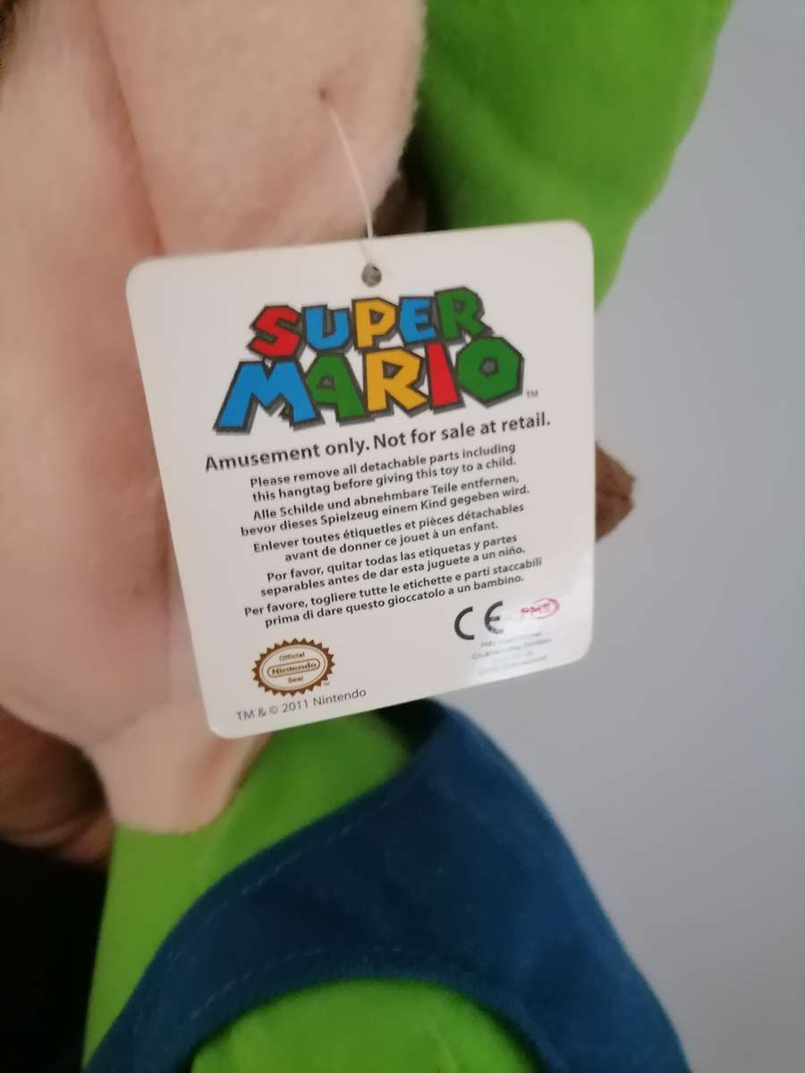 Nintendo Super Mario Brothers Plush Toy LUIGI - MADE by Nintendo 2012 - 60 CM - WITH tags AMAZING