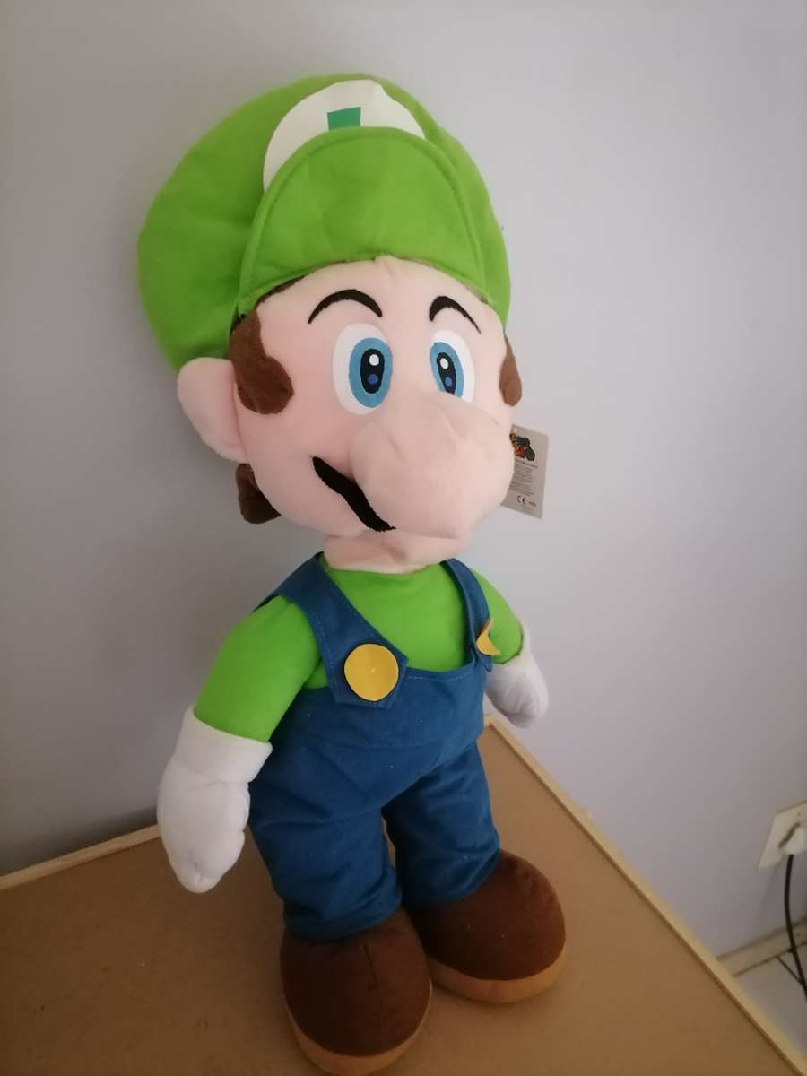 Nintendo Super Mario Brothers Plush Toy LUIGI - MADE by Nintendo 2012 - 60 CM - WITH tags AMAZING