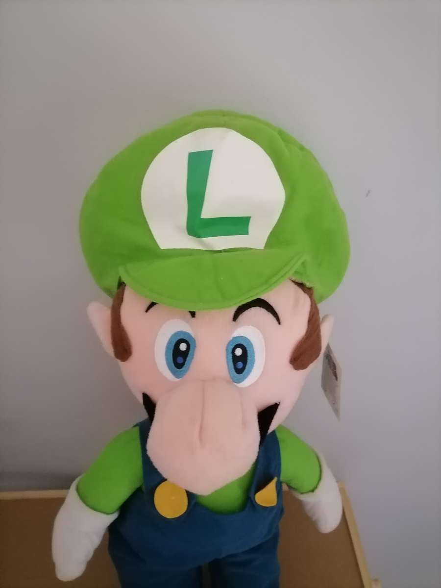Nintendo Super Mario Brothers Plush Toy LUIGI - MADE by Nintendo 2012 - 60 CM - WITH tags AMAZING