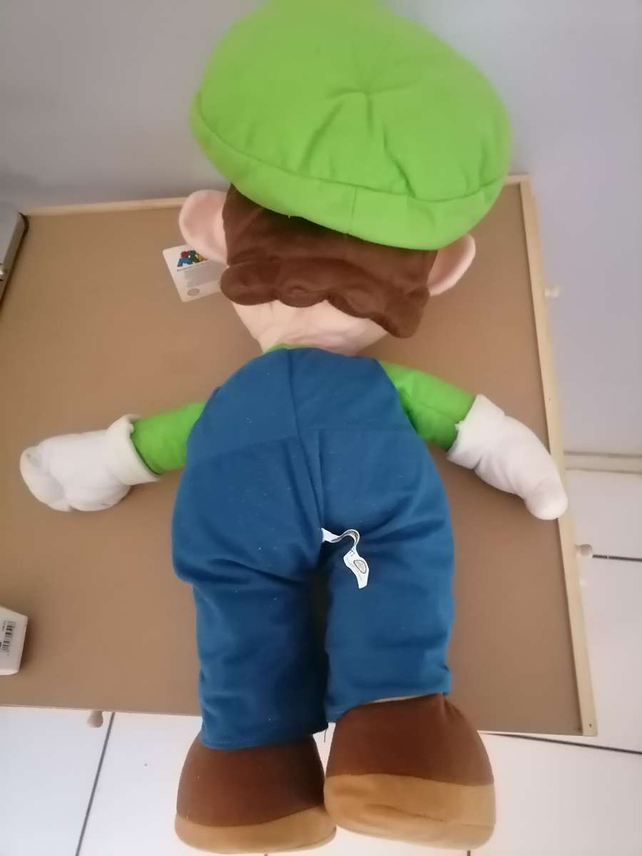 Nintendo Super Mario Brothers Plush Toy LUIGI - MADE by Nintendo 2012 - 60 CM - WITH tags AMAZING