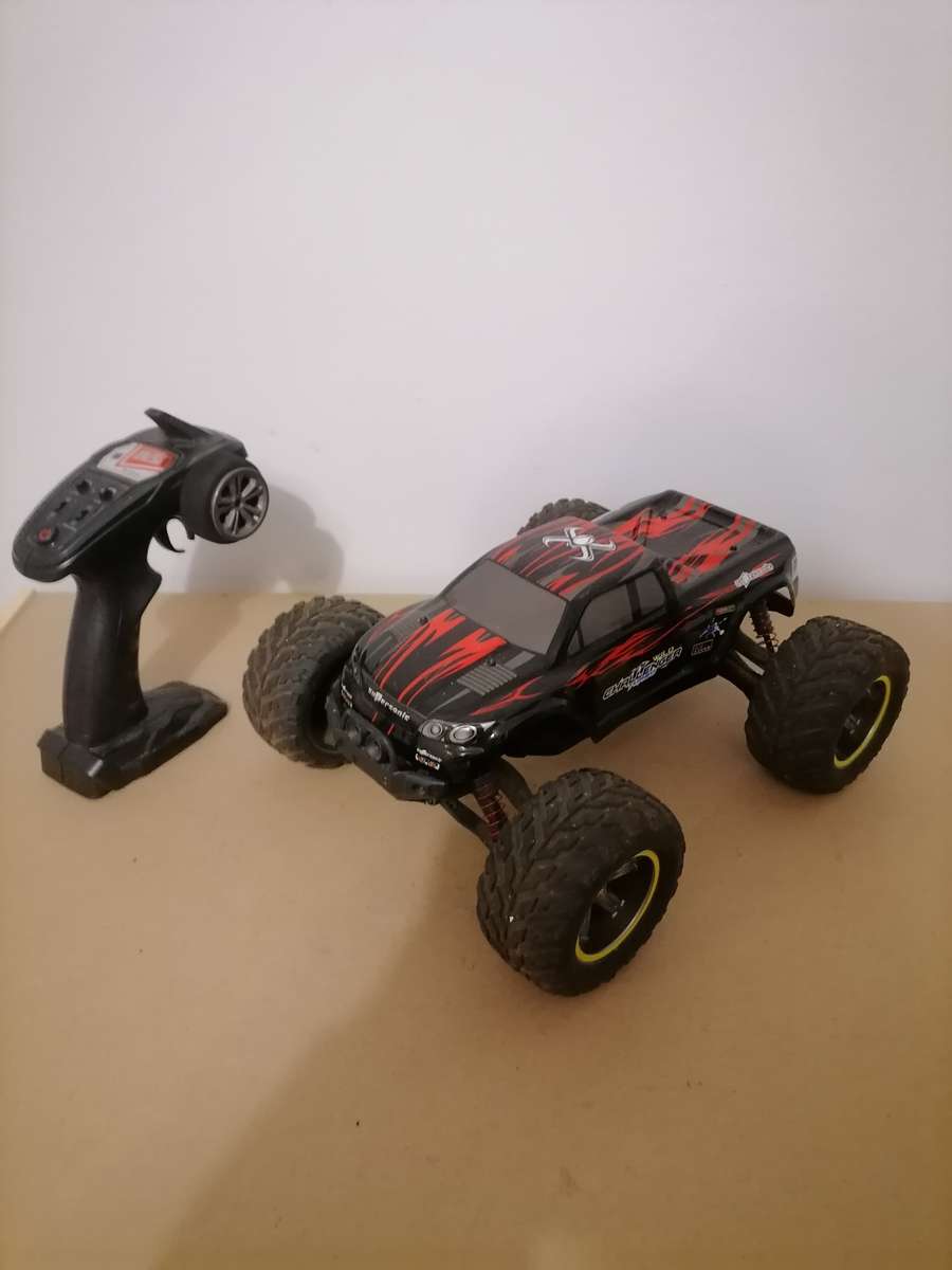 GP TOYS - R/C 1/12 2.4GHz 2WD / 36km/h X9115 Brushed Truck (32cm long) - RED - WORKING CONDITION