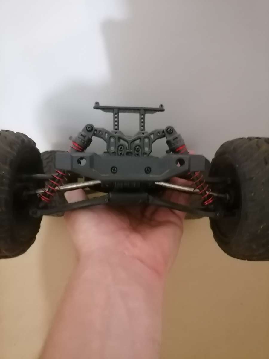 GP TOYS - R/C 1/12 2.4GHz 2WD / 36km/h X9115 Brushed Truck (32cm long) - RED - WORKING CONDITION