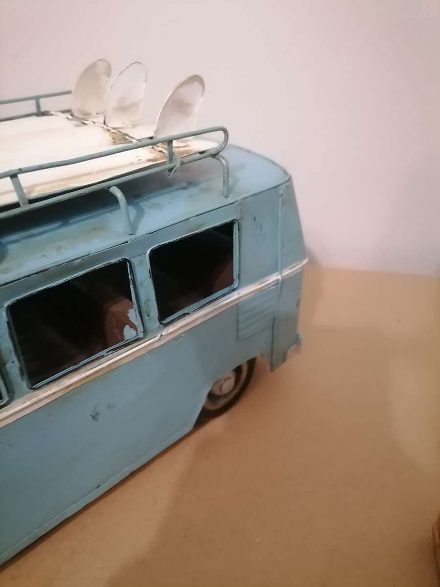 LARGE 30CM LONG VINTAGE VW STYLE SLIT WINDOW SAMBA BUS WITH SURFBOARDS TIN METAL CAMPER