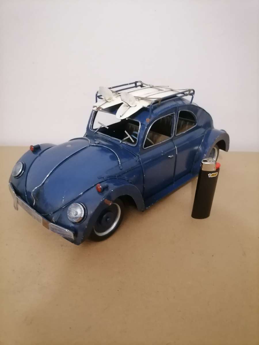 Large 33 CM VW BUG W SURFBOARDS Metal Car