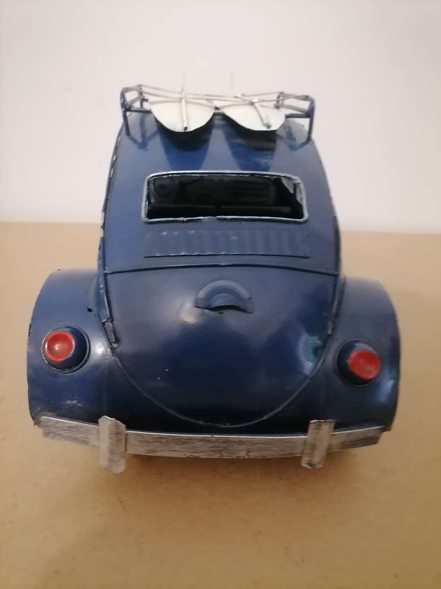 Large 33 CM VW BUG W SURFBOARDS Metal Car