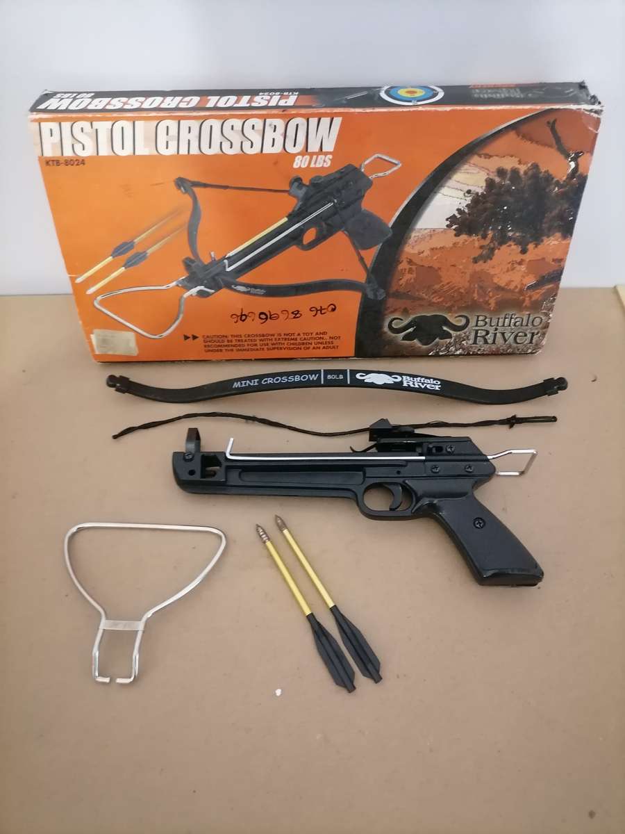 BUFFALO RIVER 80 LB CROSSBOW **TOP OF THE RANGE CROSSBOW** *GREAT PRICE** COMPLETE WITH 2 ARROWS