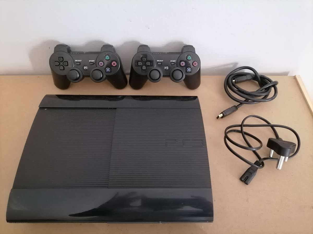 SONY BLACK PLAYSTATION 3 SUPER SLIM 500GB - CECH-4304C - 2 WIRELESS CONTROLLERS - HDMI - POWER SUPPL