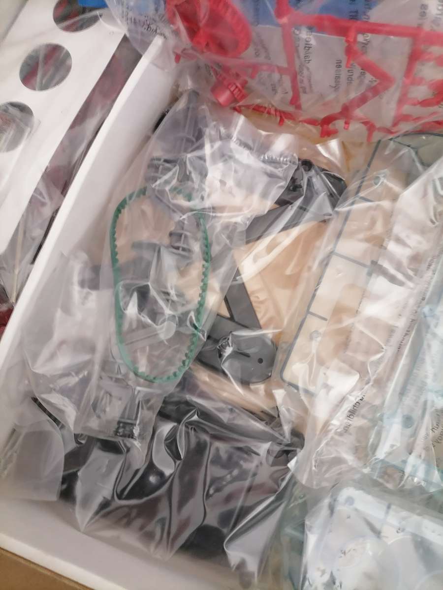 Humbrol Young Scientist Jet Engine Science Kit - Brand New Complete