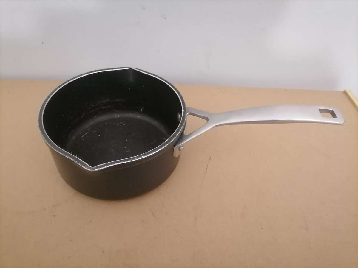 Le Creuset Toughened Non Stick Saucepan Milk Pan 16