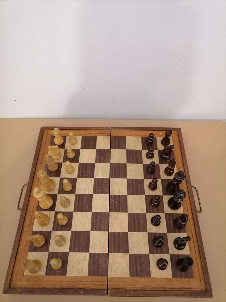 Vintage Large Wooden Chess Set - 100% COMPLETE - AMAZING