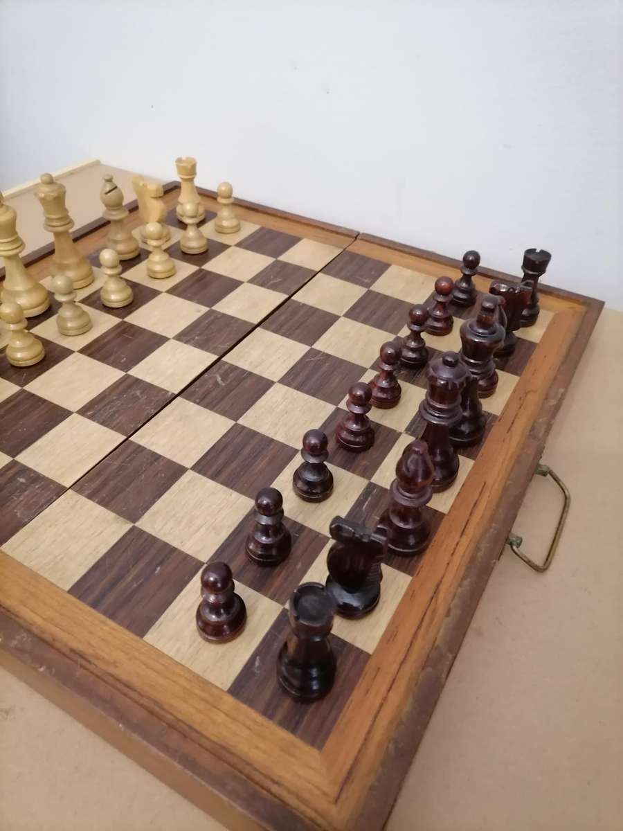 Vintage Large Wooden Chess Set - 100% COMPLETE - AMAZING