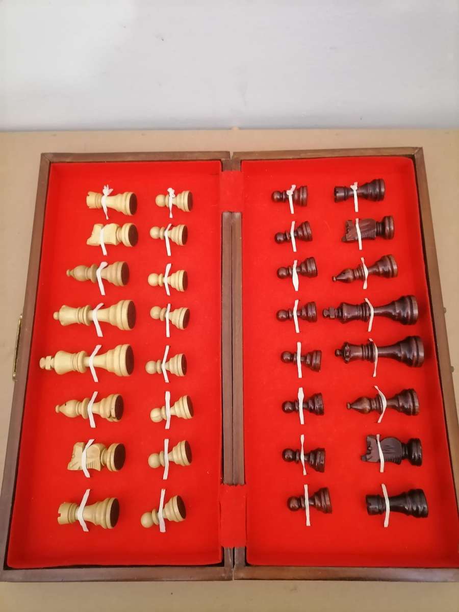 Vintage Large Wooden Chess Set - 100% COMPLETE - AMAZING