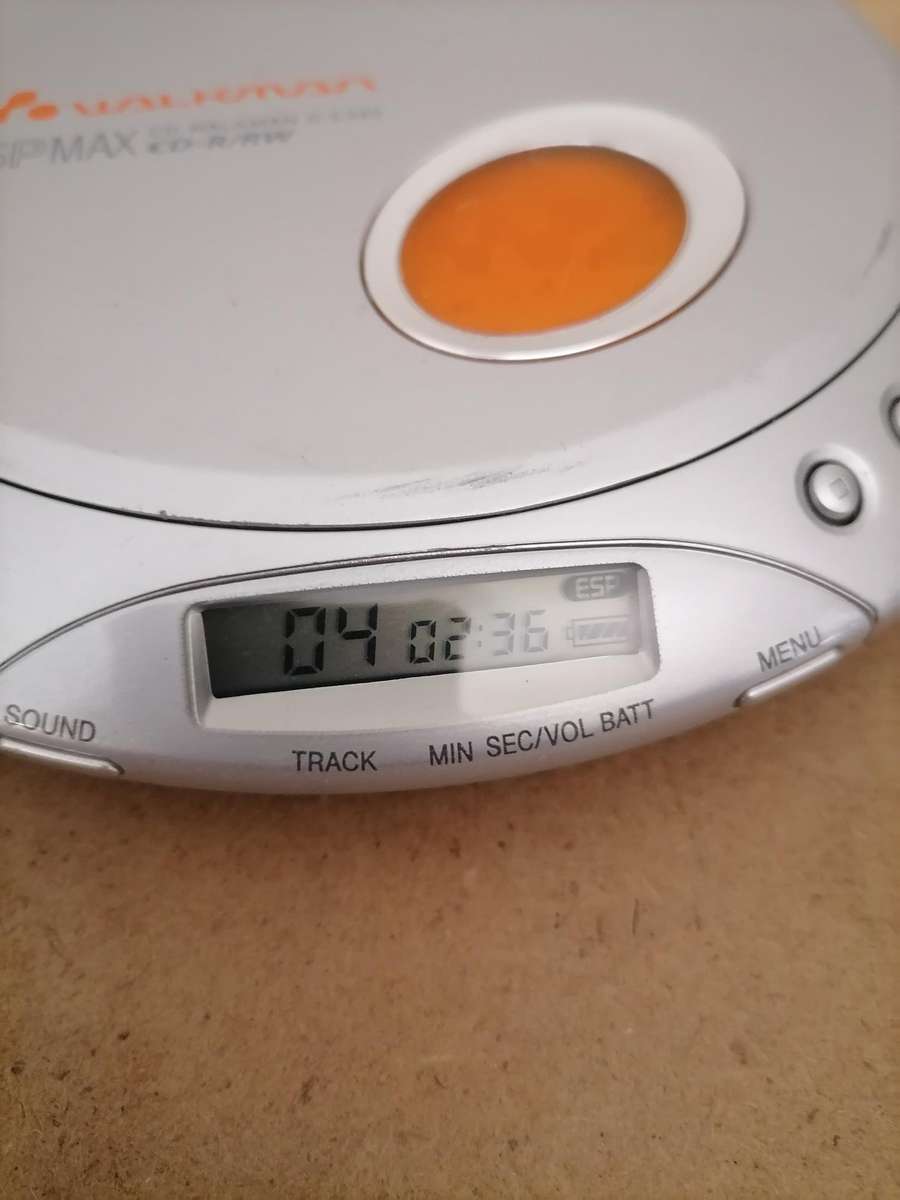 Vintage SONY D-E340 CD Walkman Portable Player - 100% WORKING