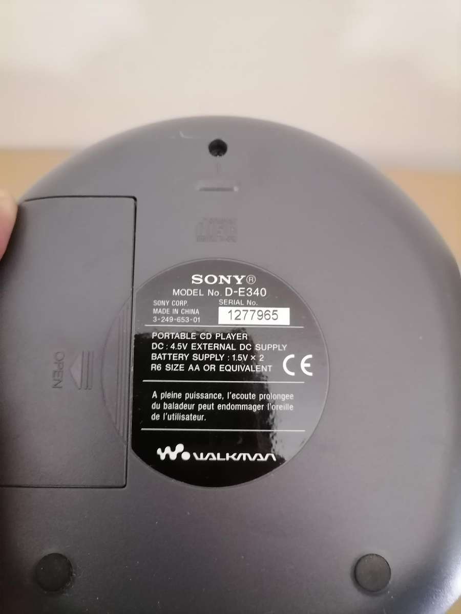 Vintage SONY D-E340 CD Walkman Portable Player - 100% WORKING
