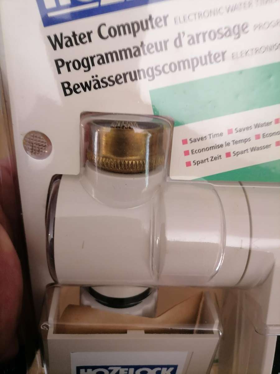 R1600 - Hozelock water computer 2700 - BRAND NEW