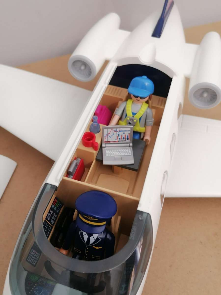 PLAYMOBIL City Life Private Jet - 2014 - AMAZING CONDITION