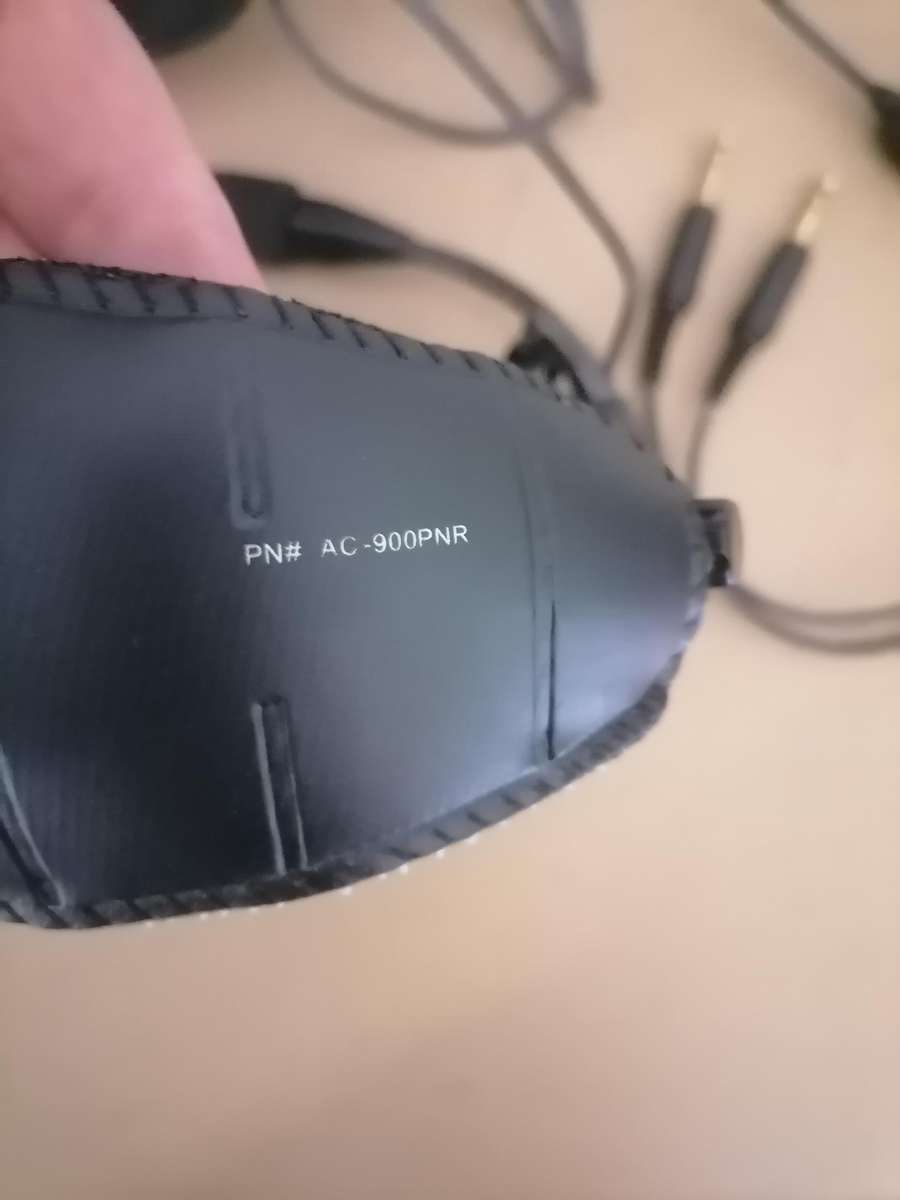 Avcomm Aviation AC900 Headset - 100% WORKING - AMAZING CONDITION WITH BAG