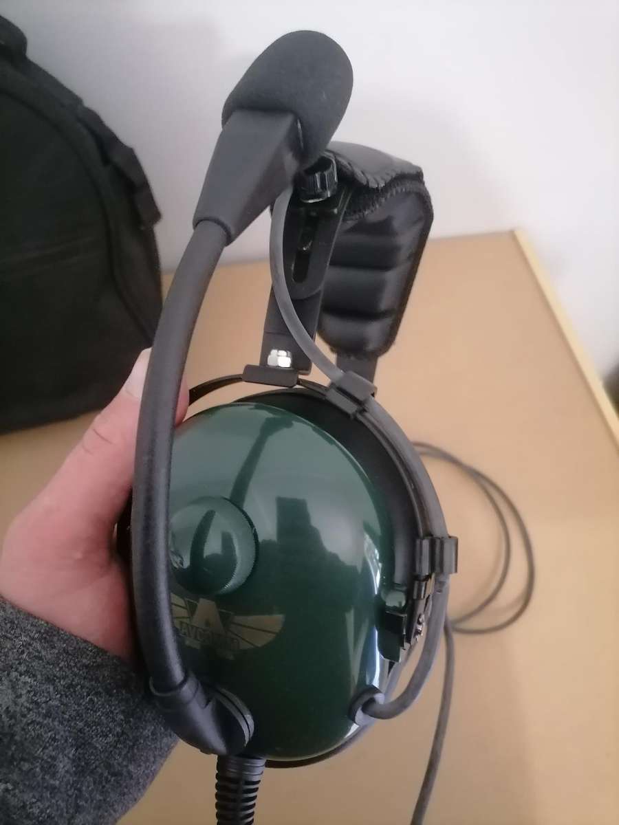 Avcomm Aviation AC900 Headset - 100% WORKING - AMAZING CONDITION WITH BAG