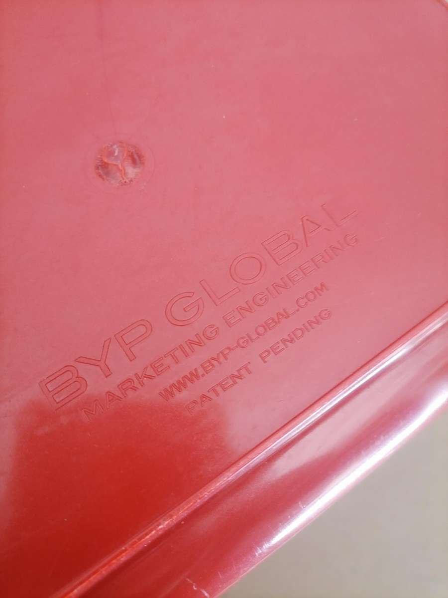 Vintage BUDWEISER Red & Chrome Hard Plastic Six Pack Cooler server