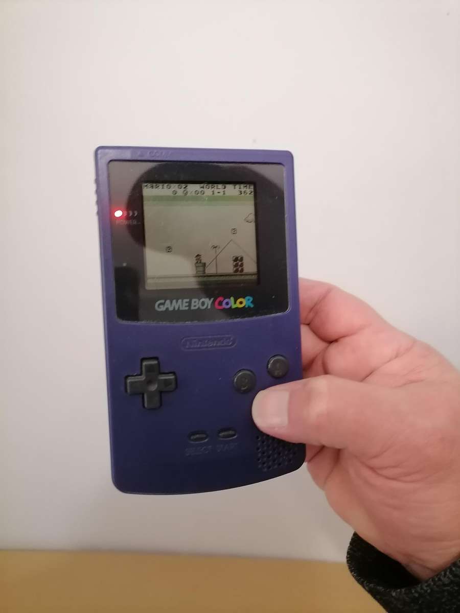 1998 Nintendo Game Boy Color Console CGB-001 Grape Purple + Super 19 in 1 Game