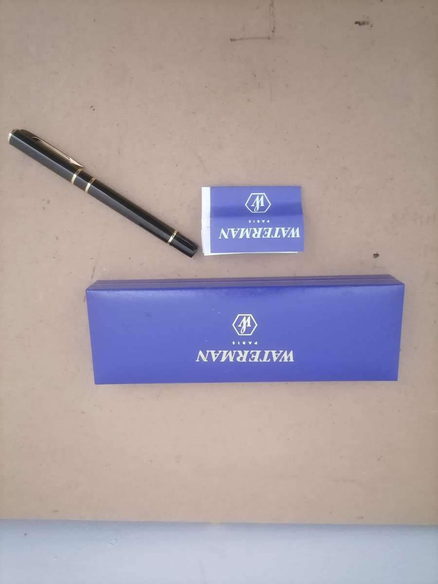 Vintage Waterman Laureate Black Fountain Pen Gold Plated Fine M Nib - Ready to use