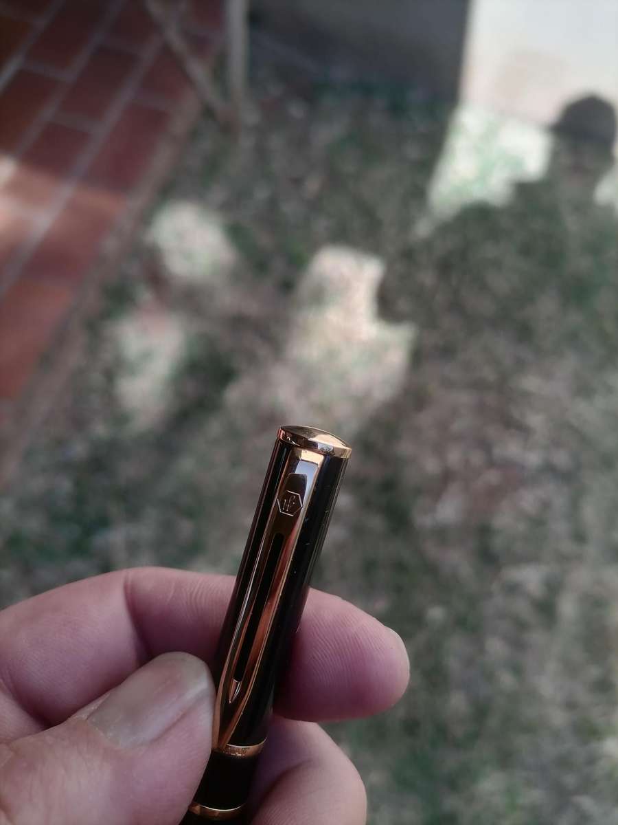 Vintage Waterman Laureate Black Fountain Pen Gold Plated Fine M Nib - Ready to use