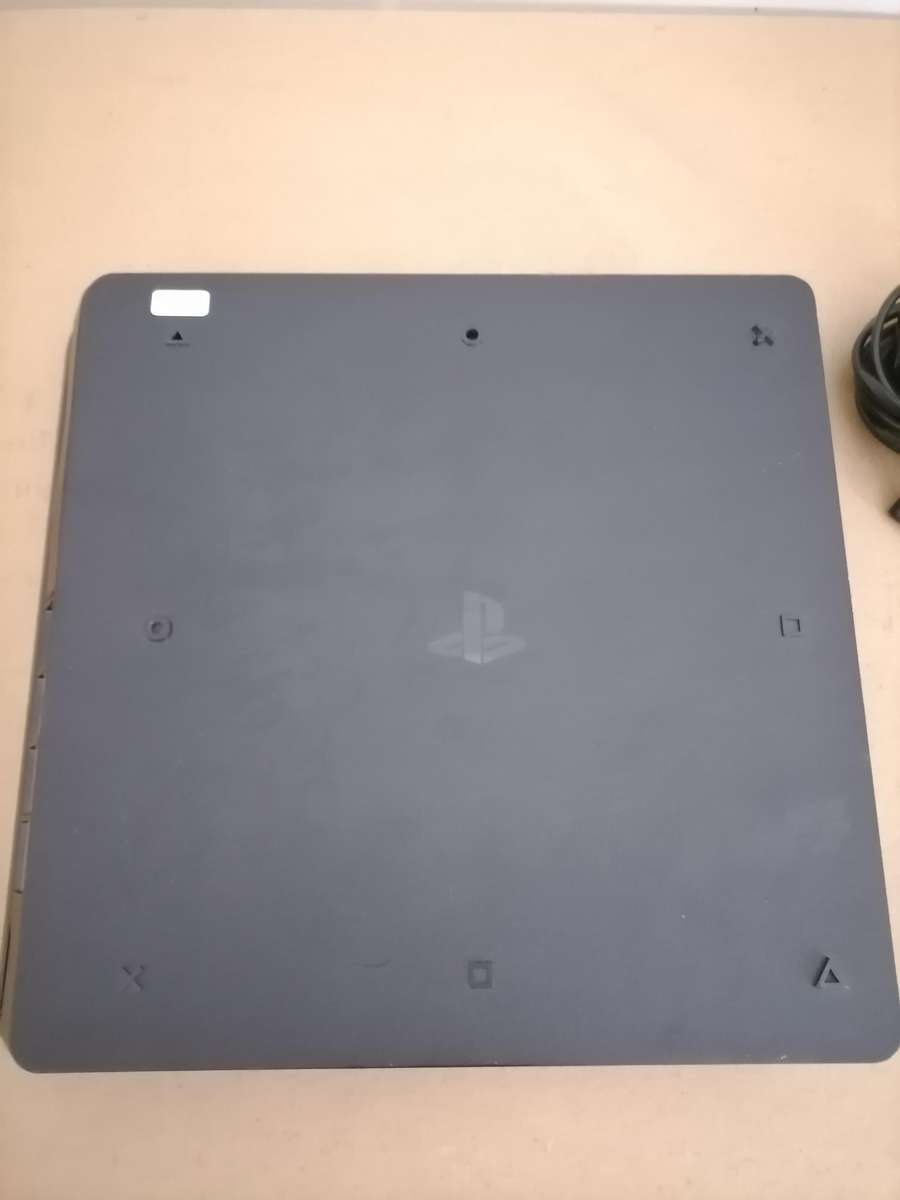 Sony PS4 Console - 500 GB with Controller
