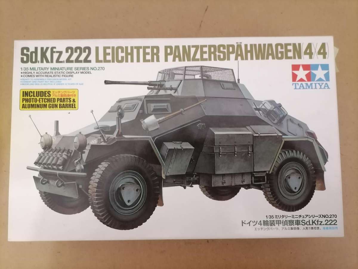 35270 TAMIYA Sd.Kfz.222 LEICHTER PANZERSPAHWAGEN 1/35th SCALE PLASTIC MODEL KIT