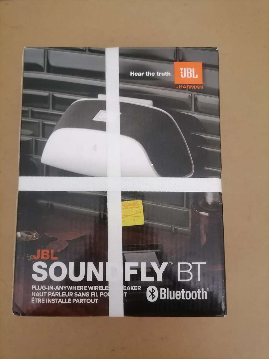 JBL SOUNDFLY BT - PLUG IN BLUETOOTH SPEAKER - BRAND NEW